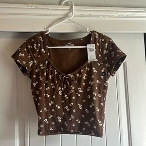 Brand New Brown Floral Hollister Shirt!